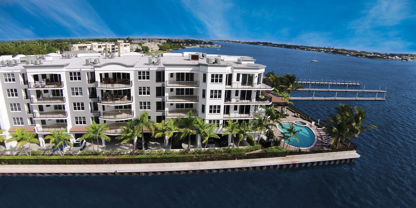 Peninsula on the Intracoastal Life Style