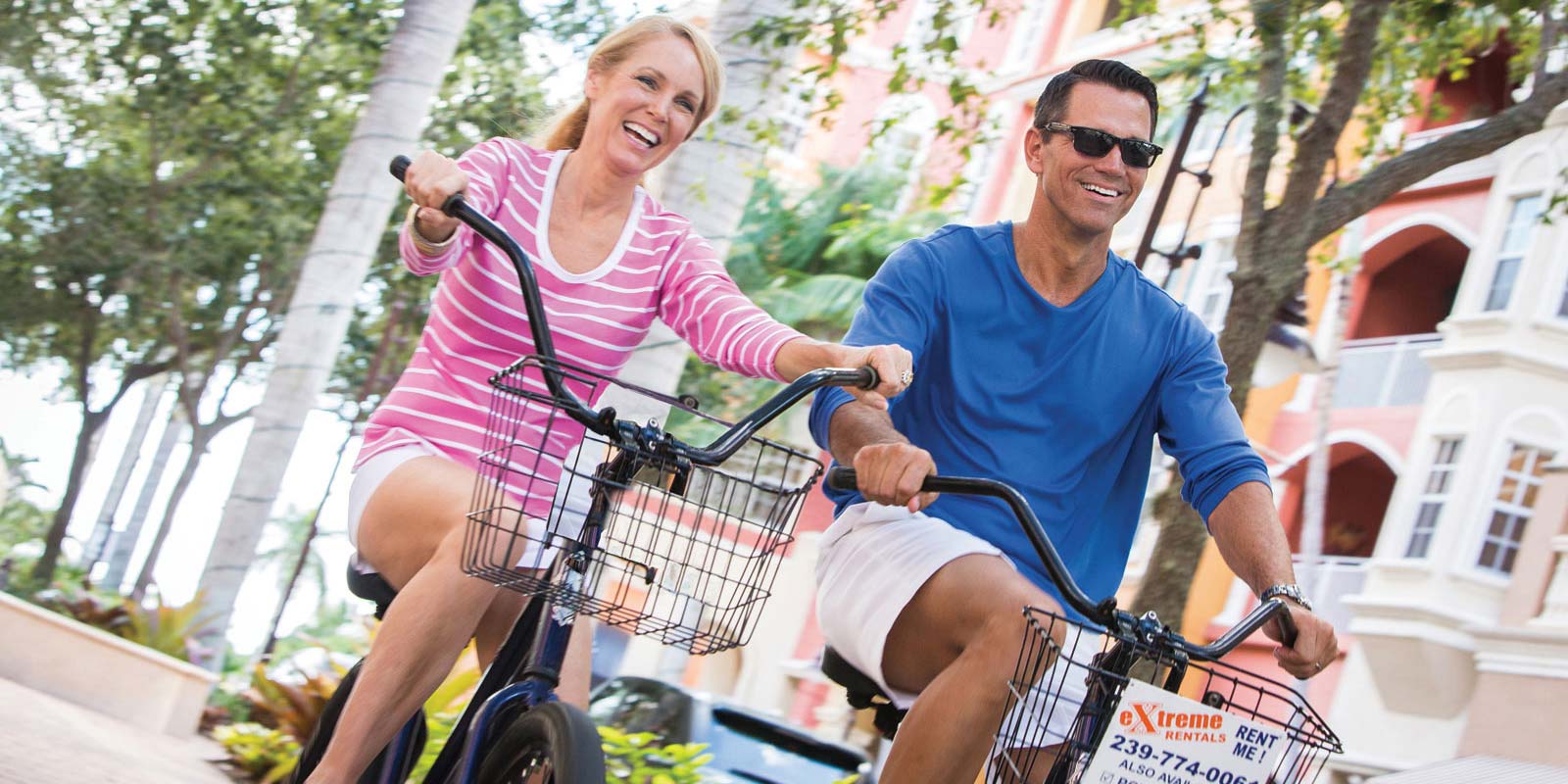 Naples Square Life Style