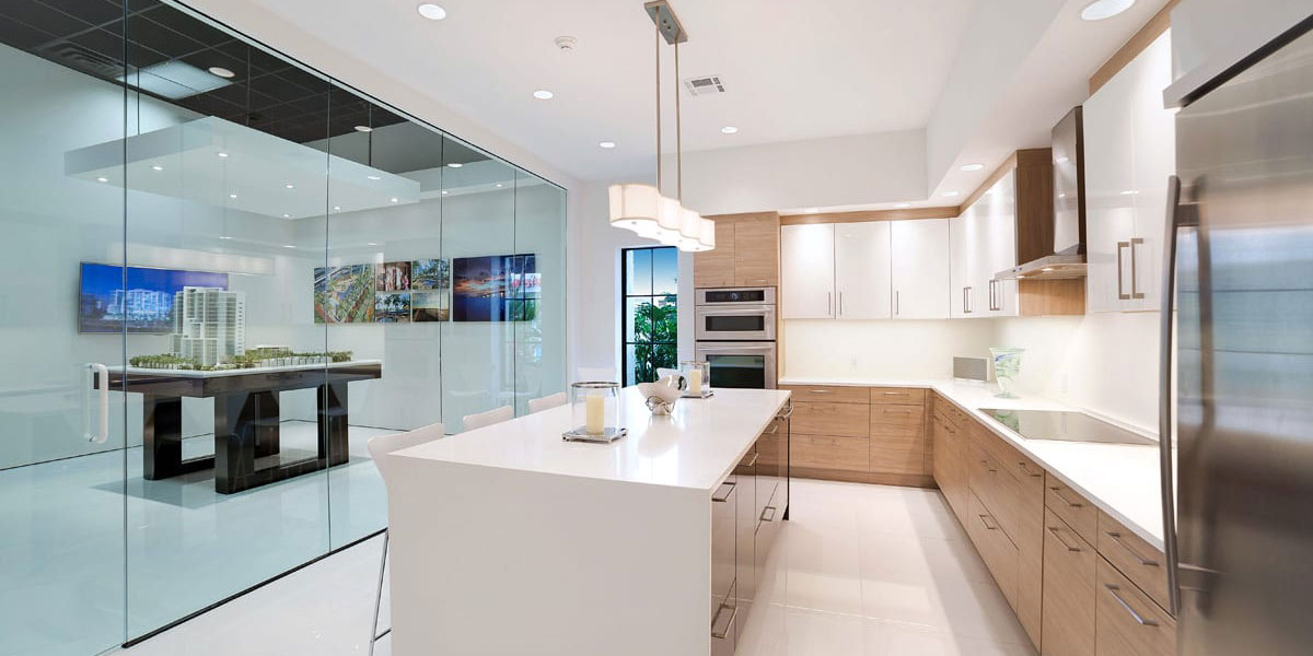 VUE Sarasota BaySales Environment Design